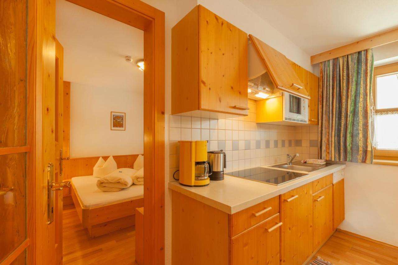 Chasa Per La Punt Appartement Galtür Buitenkant foto