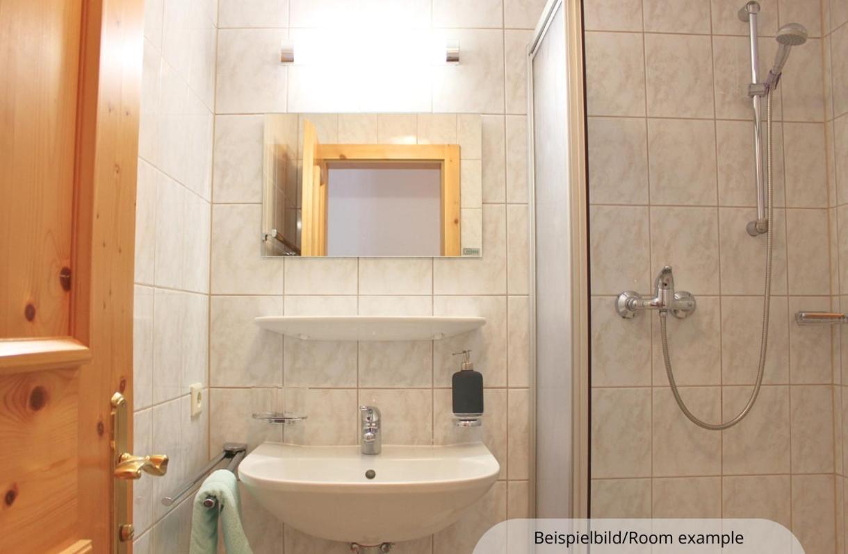 Chasa Per La Punt Appartement Galtür Buitenkant foto